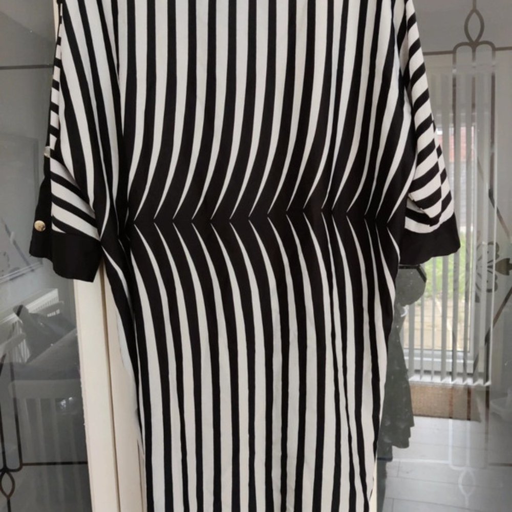 Black and white dress size 14